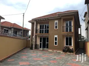 Kiiira Mansion Of 6 Bedrooms On Sell