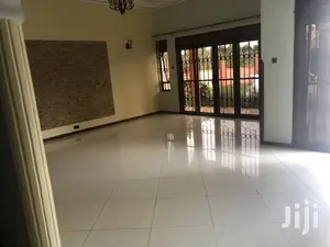 Kiira Hot Six Bedrooms Castle On Sell
