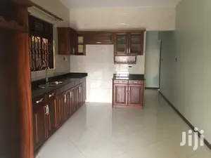 Kiira Hot Six Bedrooms Castle On Sell