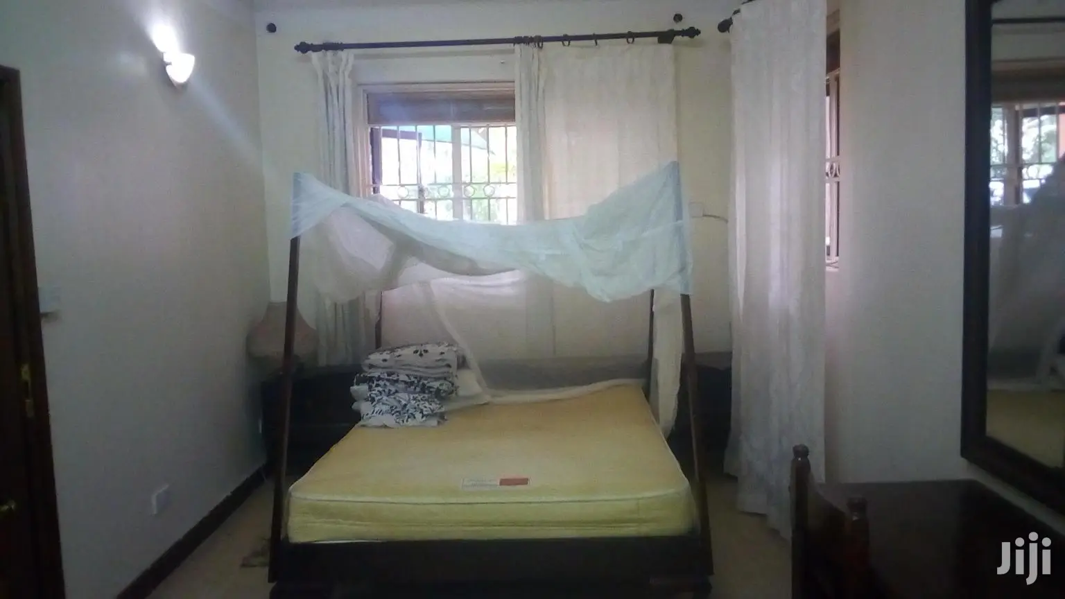 One Bedroom Apartment For Rent