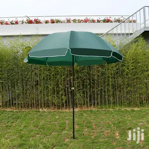 Courtyard/ Commercial Umbrella