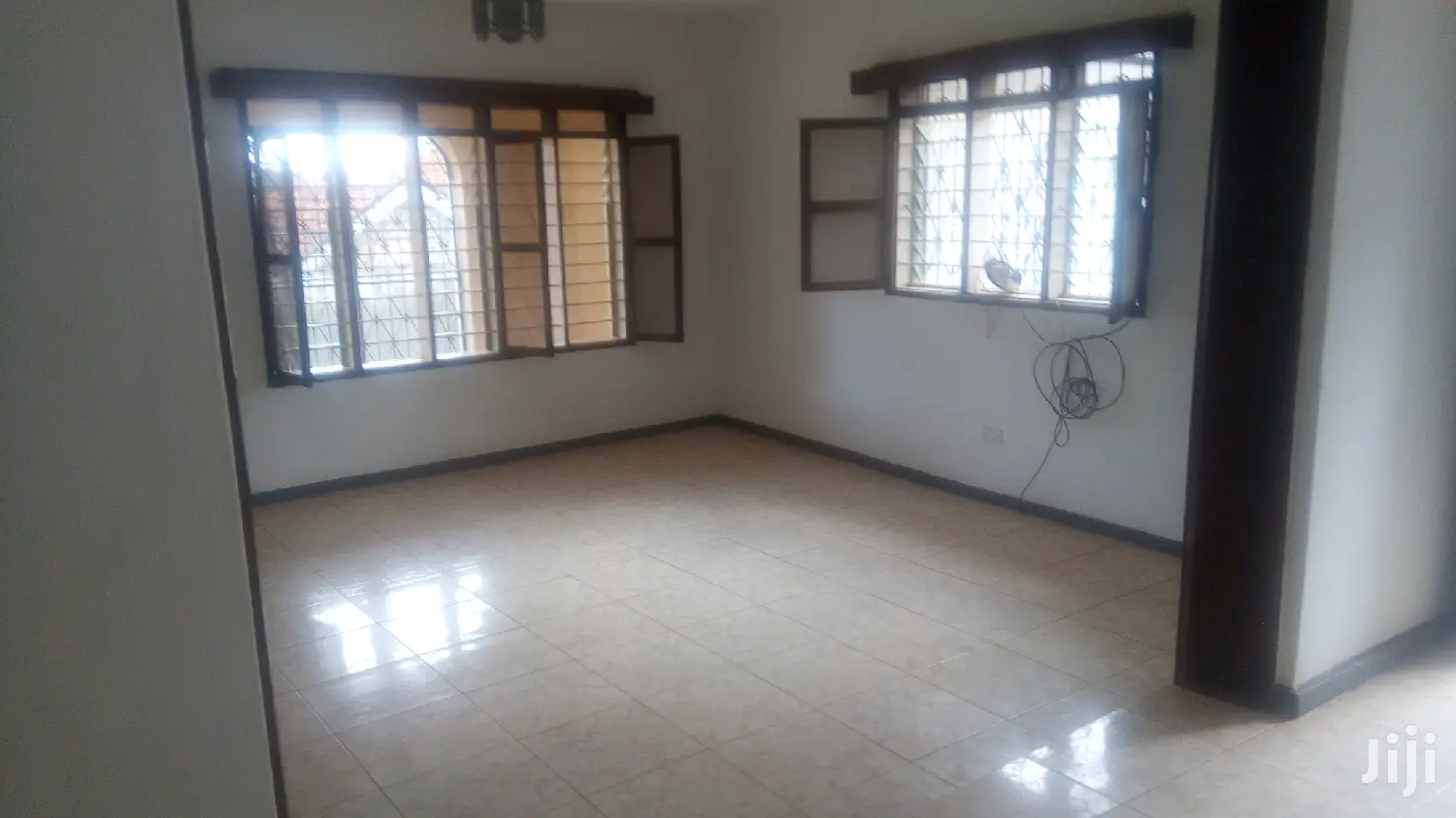 3 Bedroom Apartment In Mulago For Rent