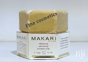Original Makali Whitening Exfoliating Antiseptic Soap