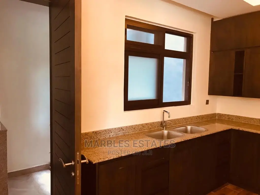 Nice 7 Bedrooms House For Rent In Naguru
