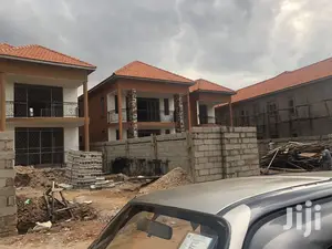 Six Bedroom Mansion In Kira For Sale