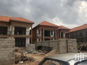 Six Bedroom Mansion In Kira For Sale