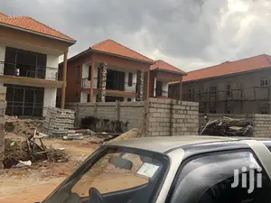 Six Bedroom Mansion In Kira For Sale