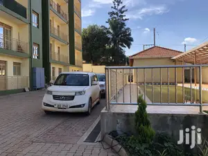 New,Bukoto Condominiums Wit Swimming Pool on Sell