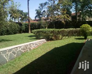 A Colonial Banglow For Rent As Office