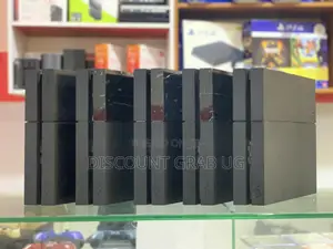Ps4 Chipped With 12games of Ur Choice