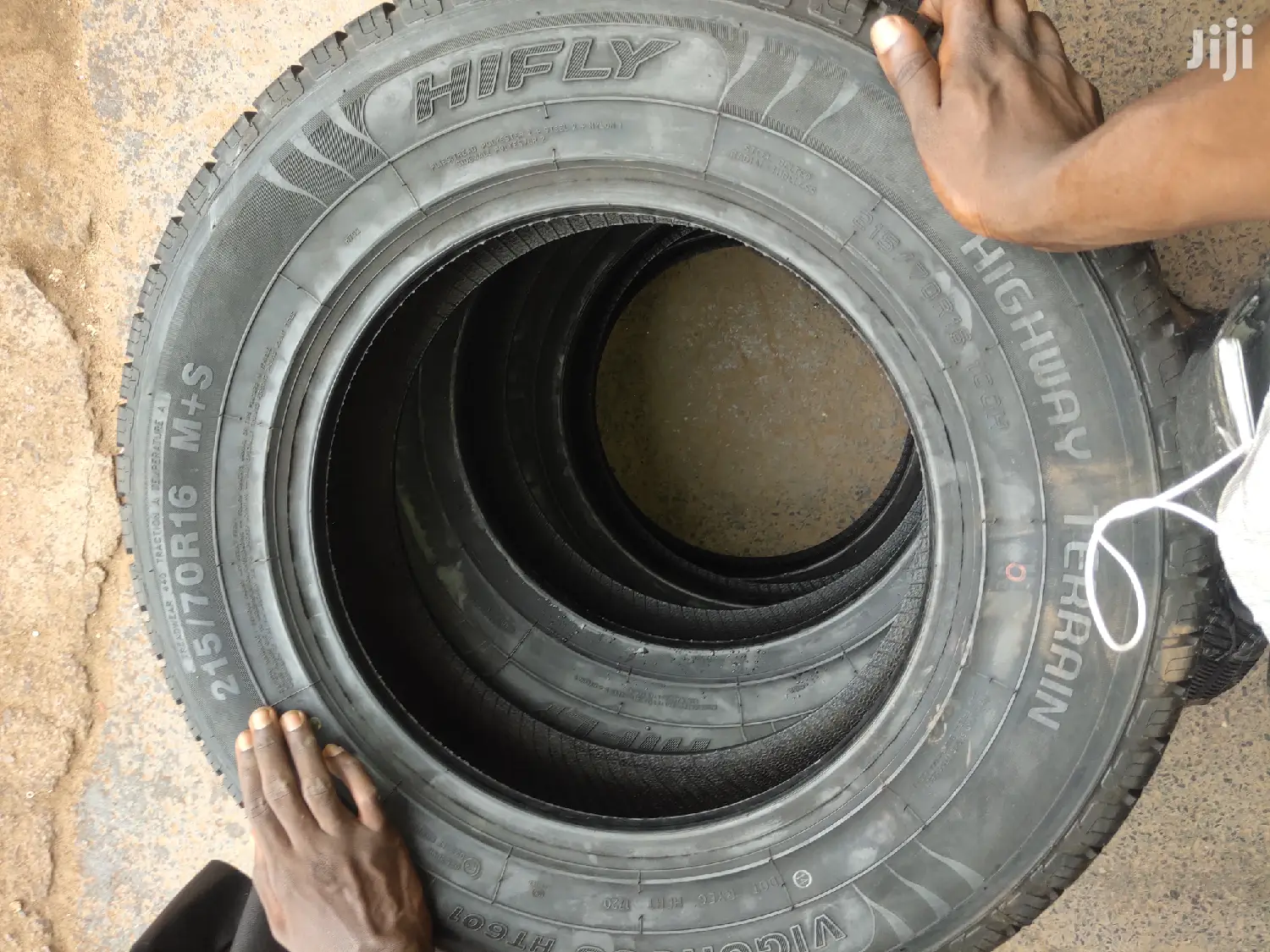 215/70R16 Hifly
