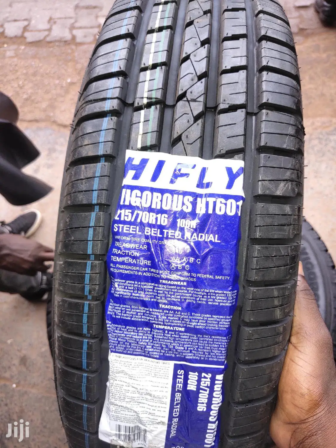 215/70R16 Hifly