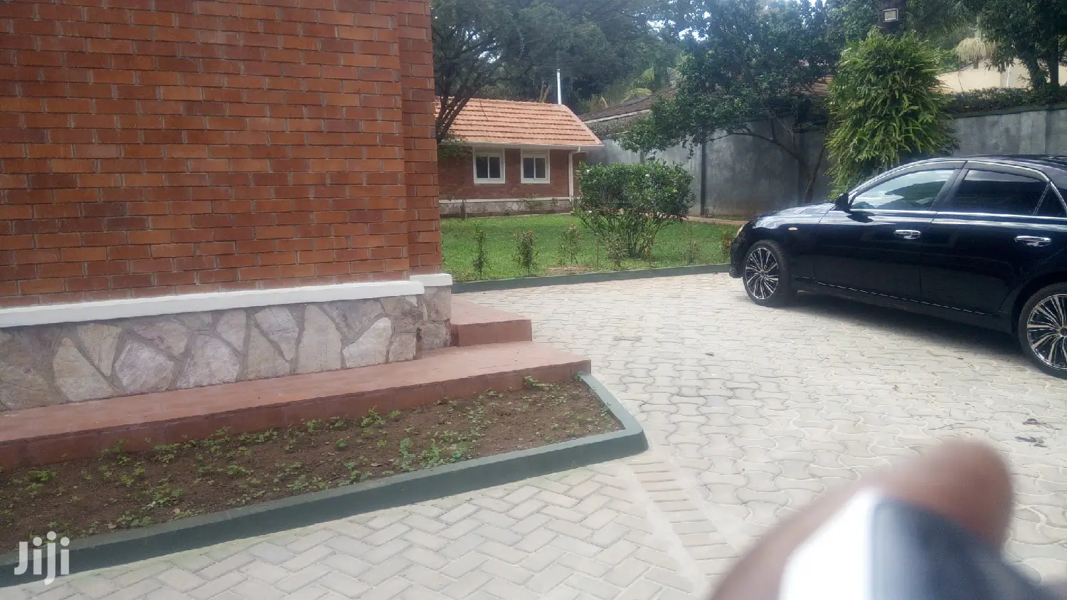 4 Bedroom House In Kololo For Rent