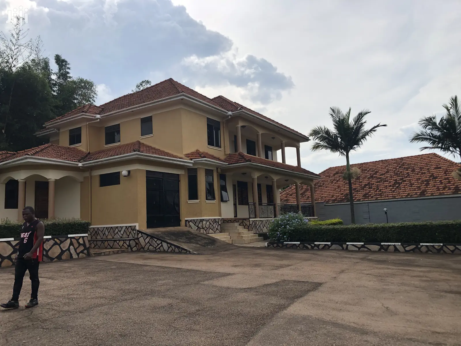 Bunga Mansion on Sell