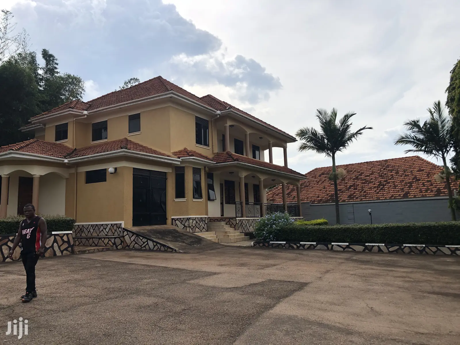 Bunga Mansion on Sell