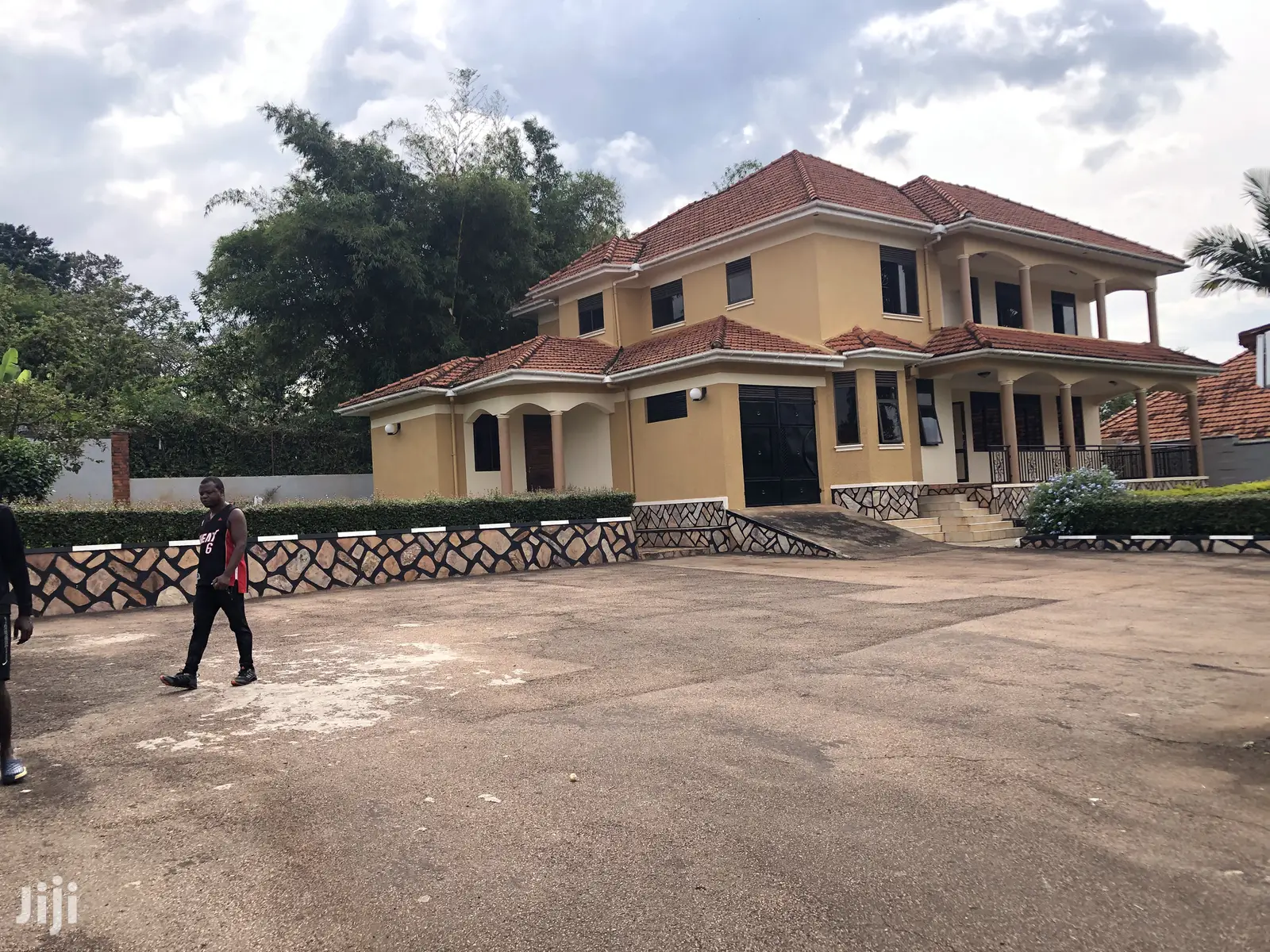 Bunga Mansion on Sell