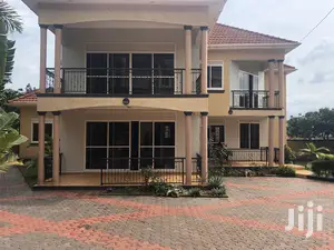 Munyonyo Six Bedroom Mansion on Sell