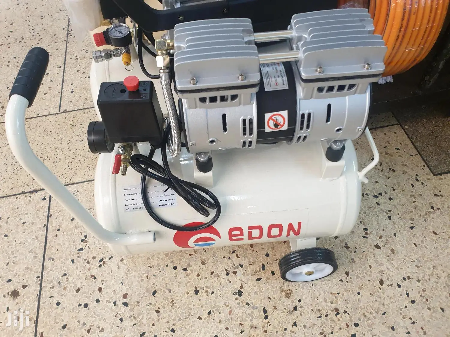 25 Oil Free Air Compressors ( Silent Air Compressor)