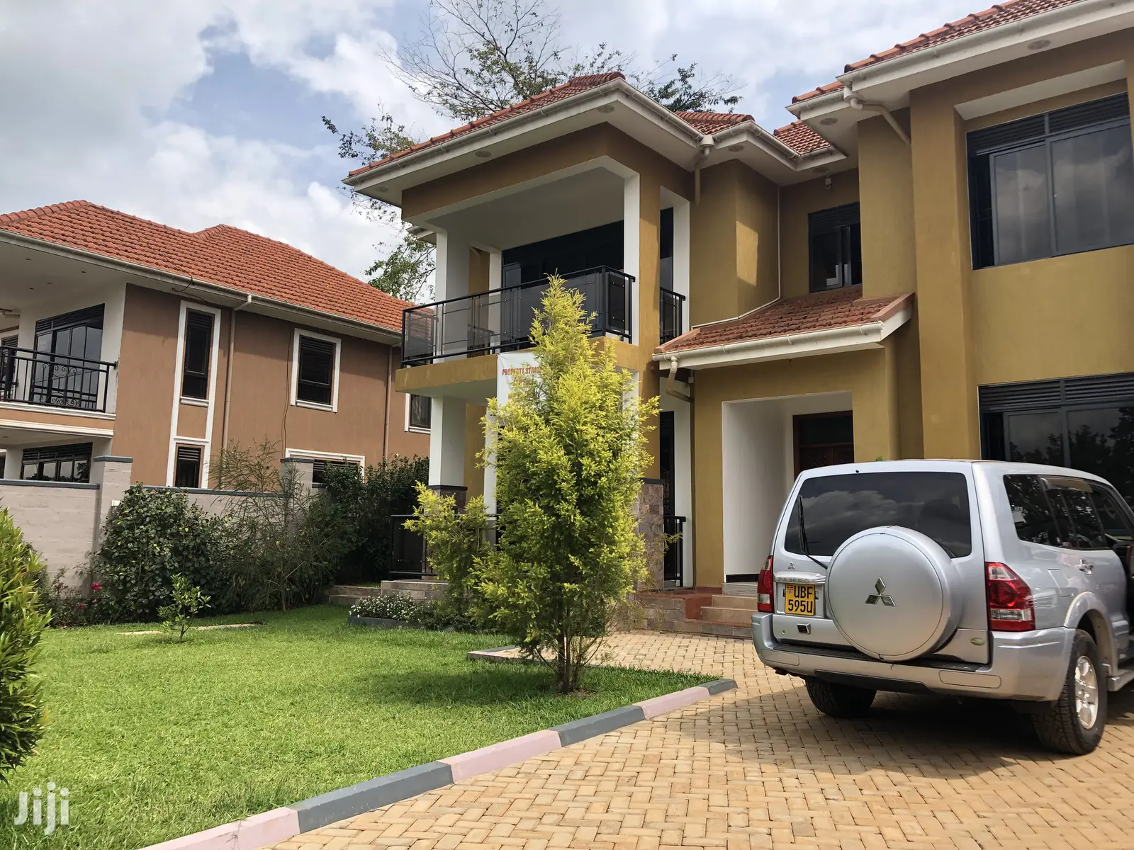Munyonyo Classy Mansion on Sell
