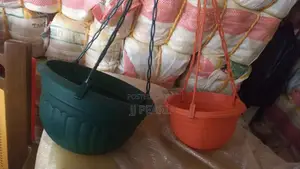 Plastic Hanging Flower Pots