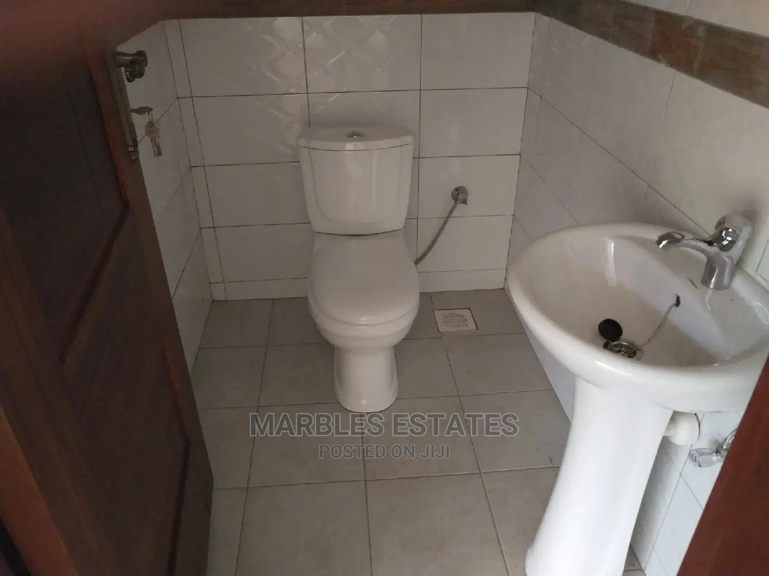 4 Bedrooms Nice House For Rent In Kololo Seated On One Acre