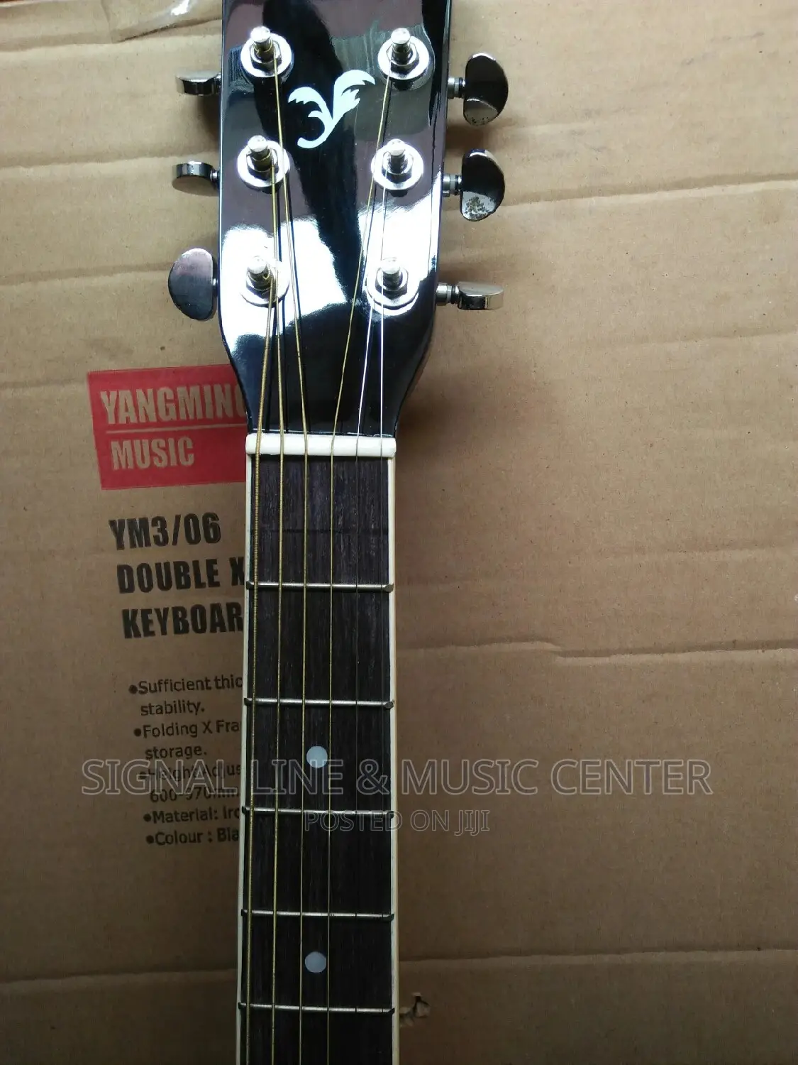 Yamaha Box Guitar/Acoustic