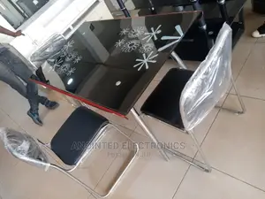 4 Seater Dining Glass Table
