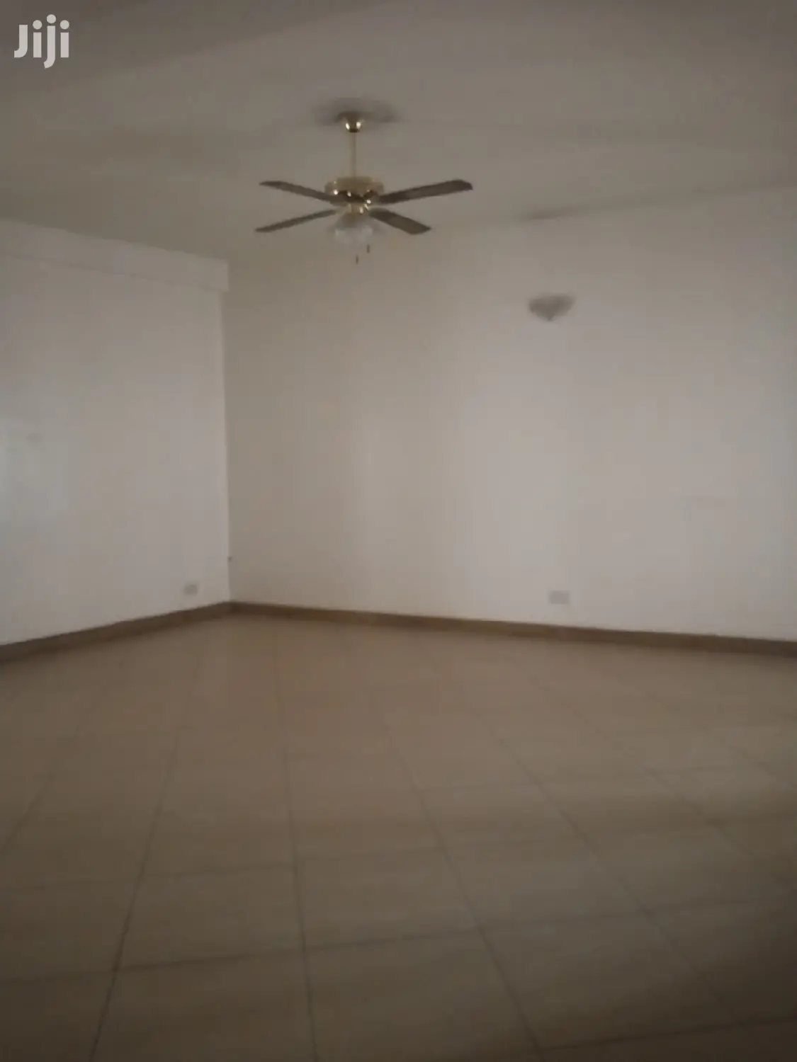 2bdrm Block of Flats in Kololo Property, Central Division for Rent