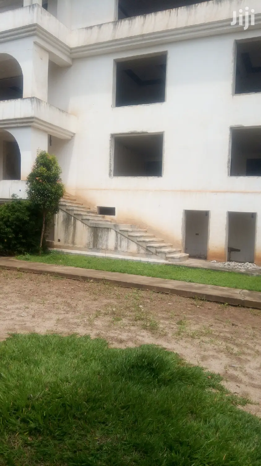 5 Bedroom Shell Mansion In Kololo For Sale