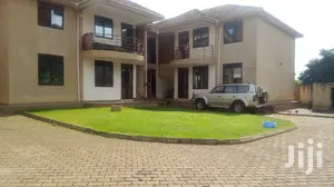 2bdrm Townhouse / Terrace in Central Division for rent