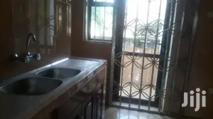2bdrm Townhouse / Terrace in Central Division for rent
