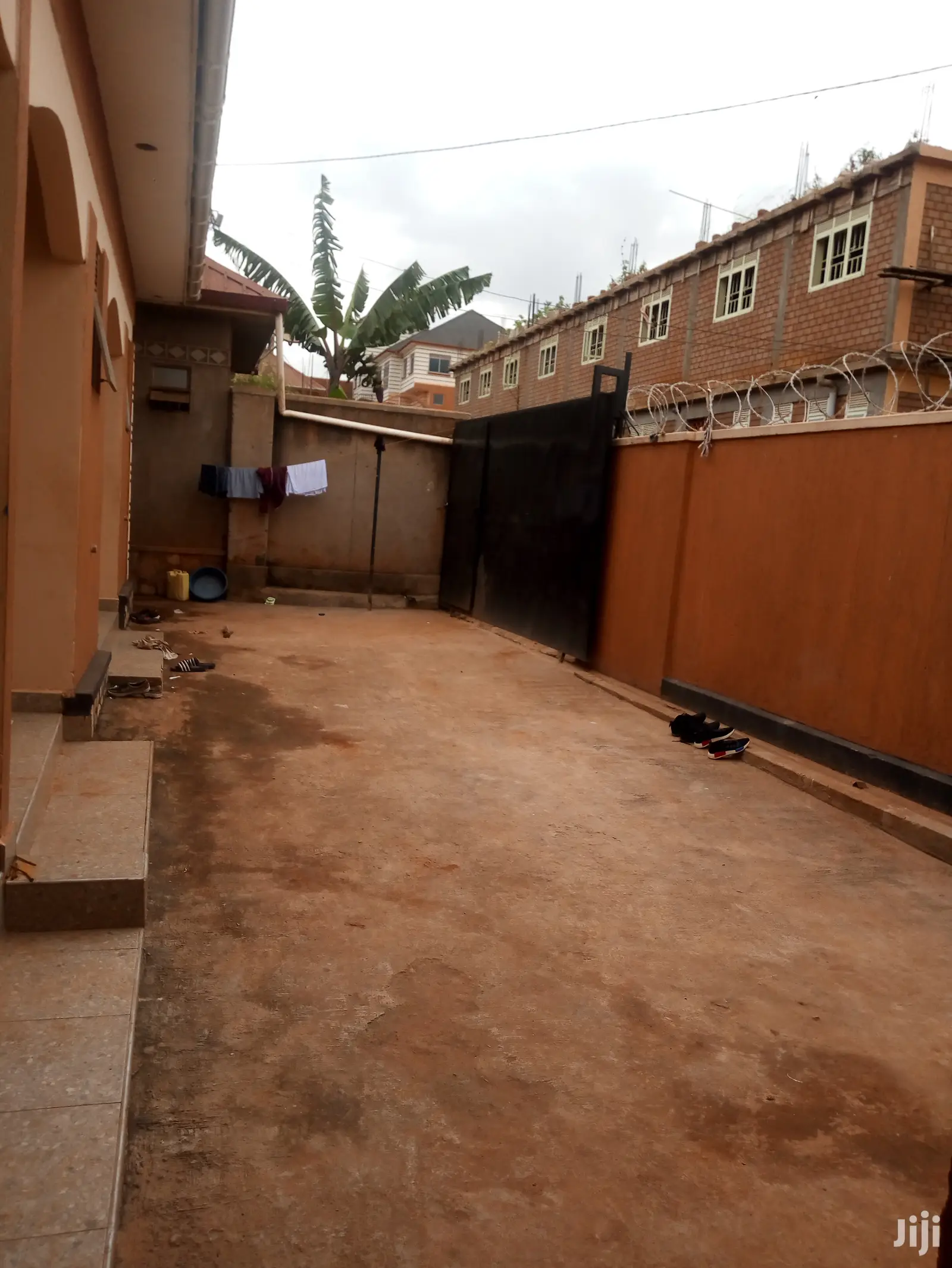 House for Rental Doumble Room Lugala Town Selfcontained