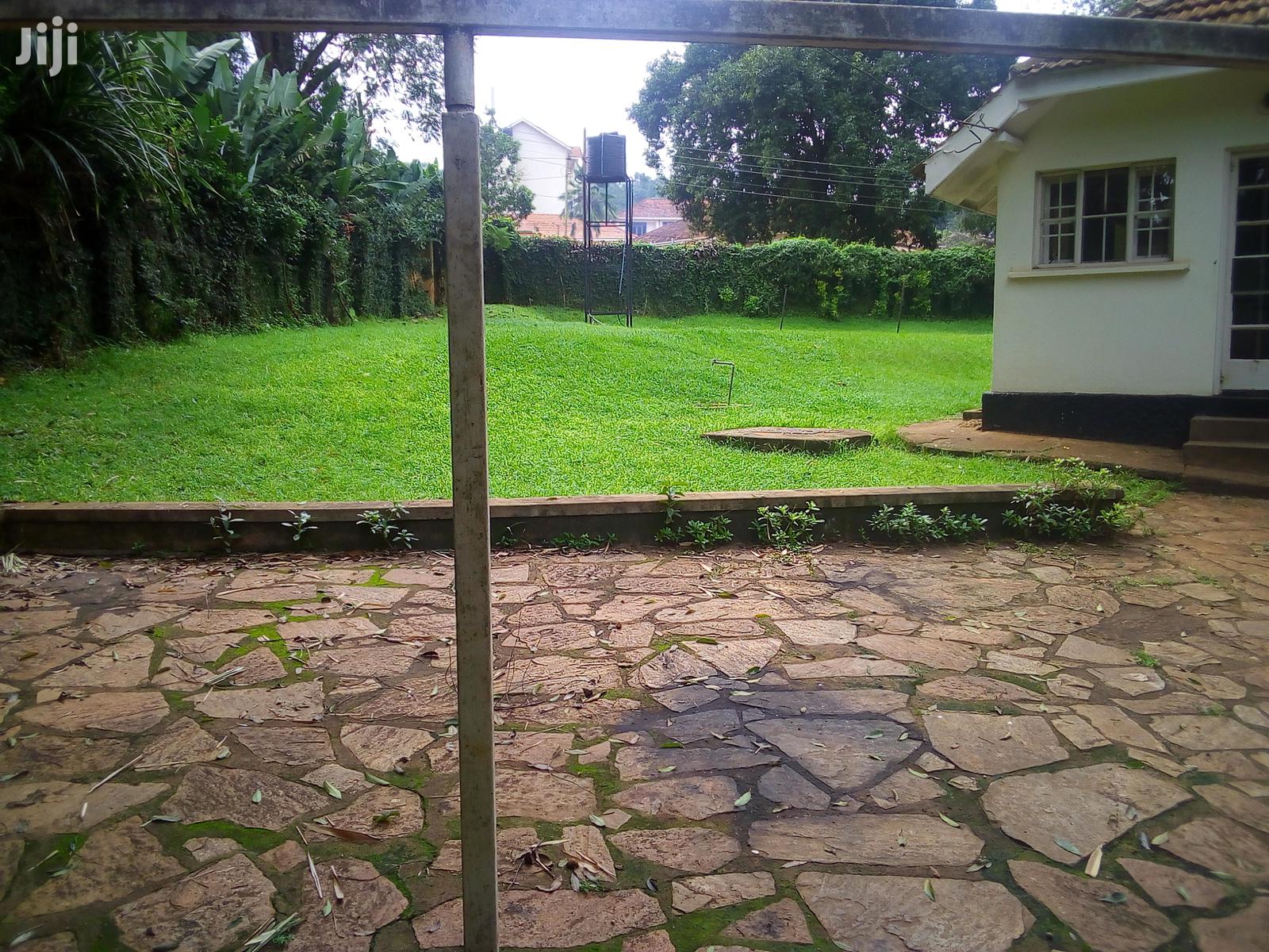Three Bedroom House In Kololo For Rent