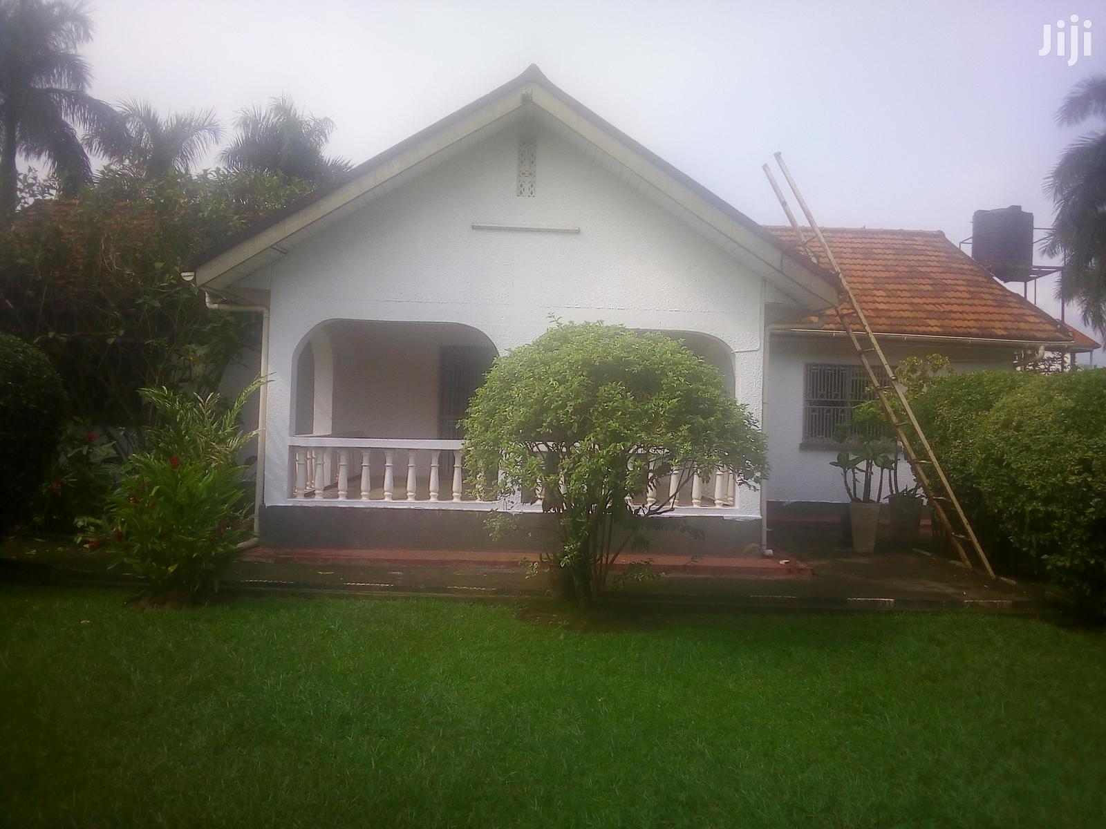 Three Bedroom House In Kololo For Rent