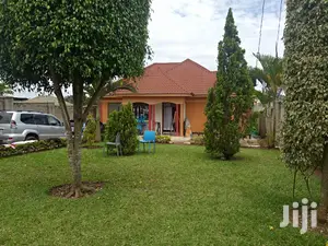Sell, Namugongo Big Compound House