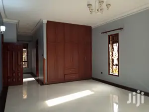 Mansion In Kira For Sell