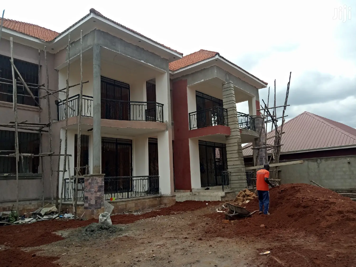 Mansion In Kira For Sell