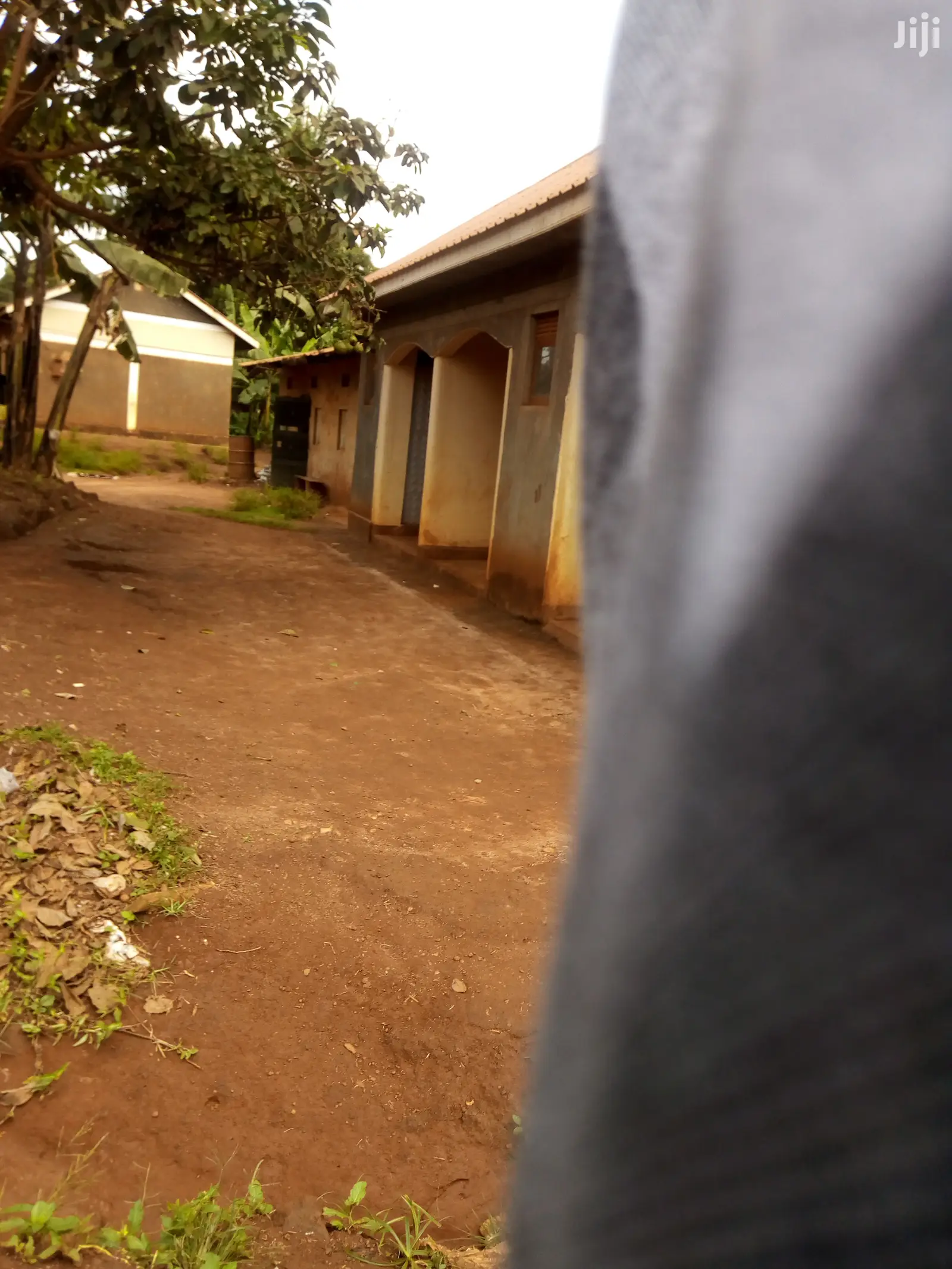 House For Rent In Bira Bujjuko