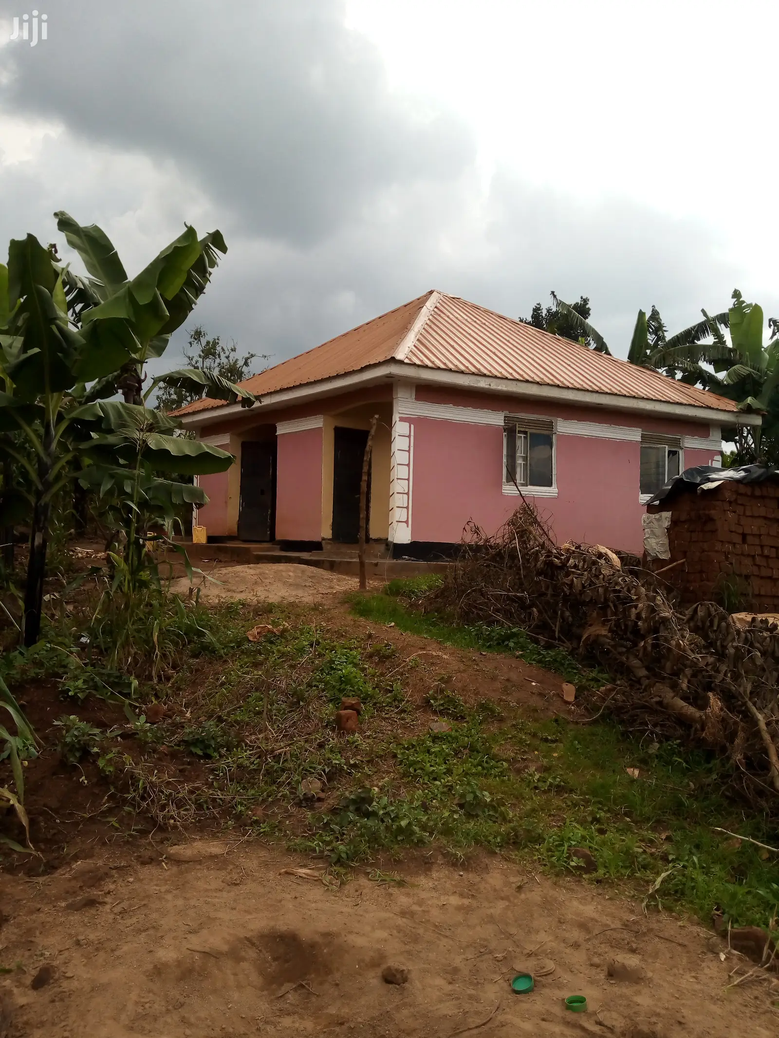 House For Rent In Bira Bujjuko