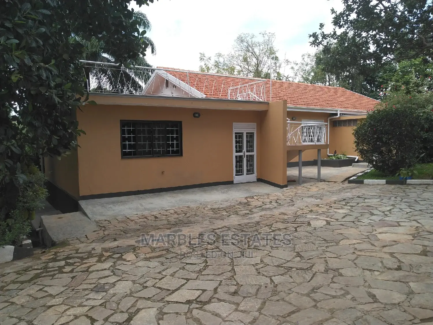 4 Bedroom House In Muyenga For Rent