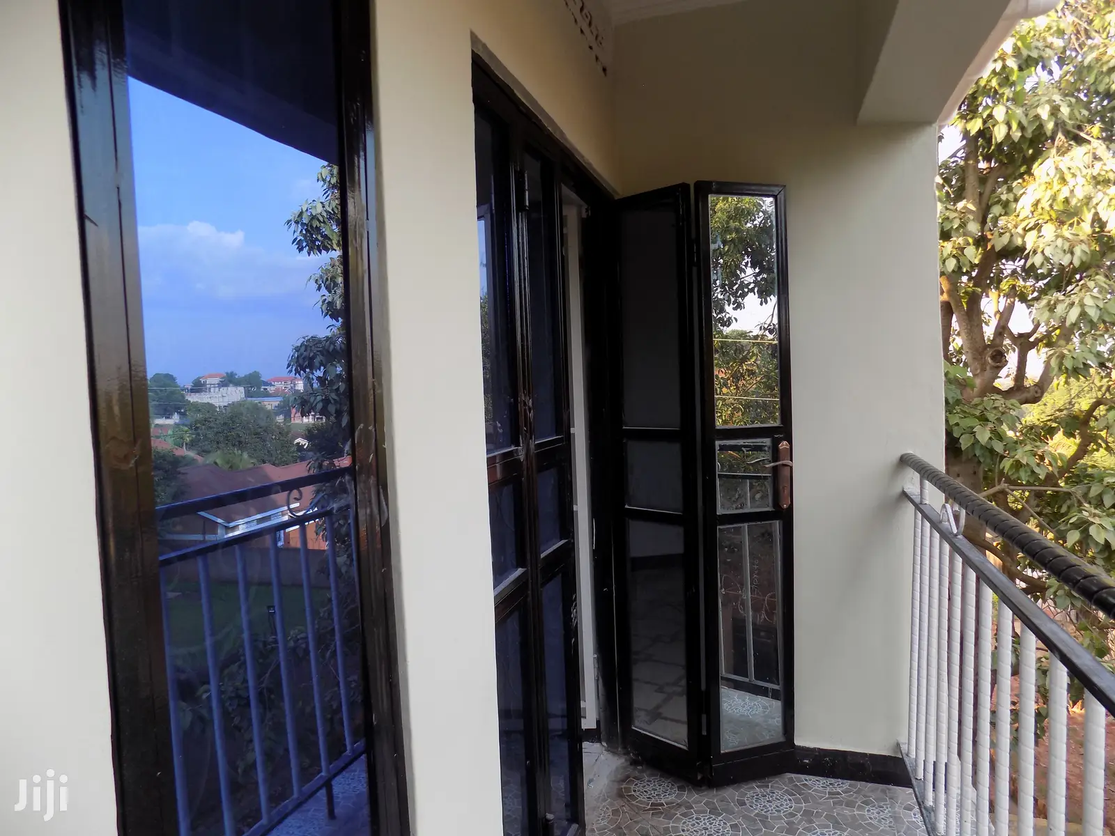 2bdrm Shared Apartment in Kampala for Rent