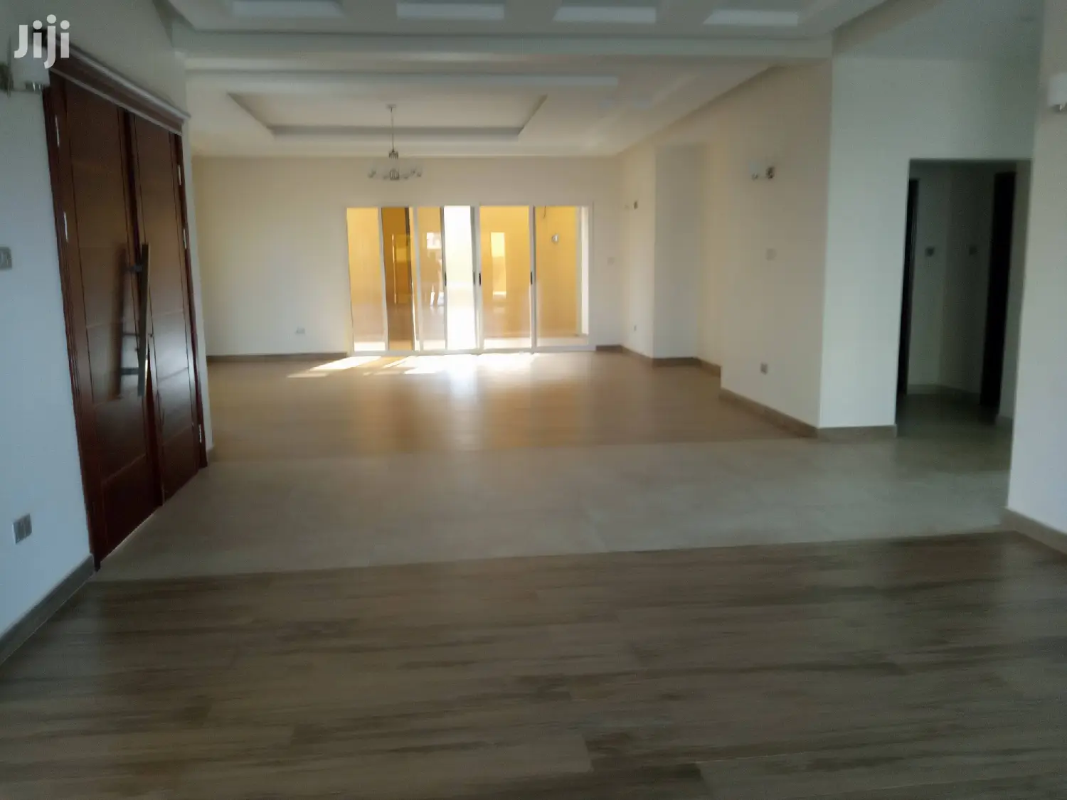 7 Bedroom Mansion In Munyonyo For Sale