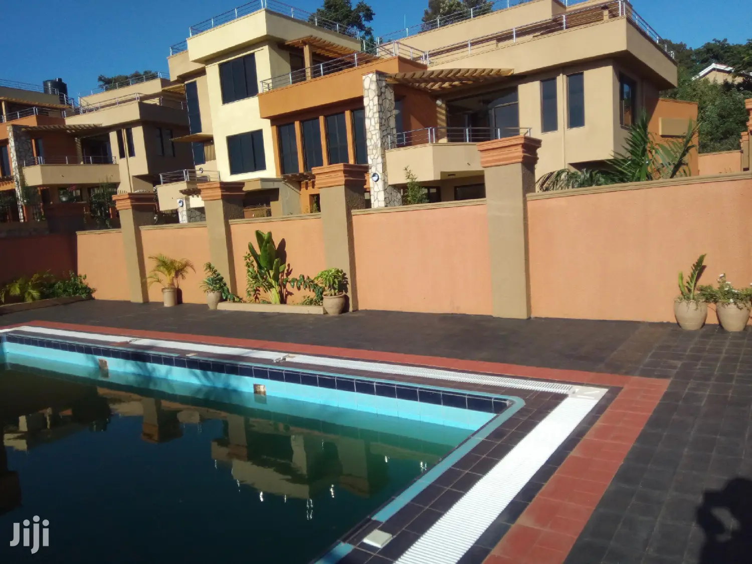 Munyonyo 7 Bedroom Mansion For Sale