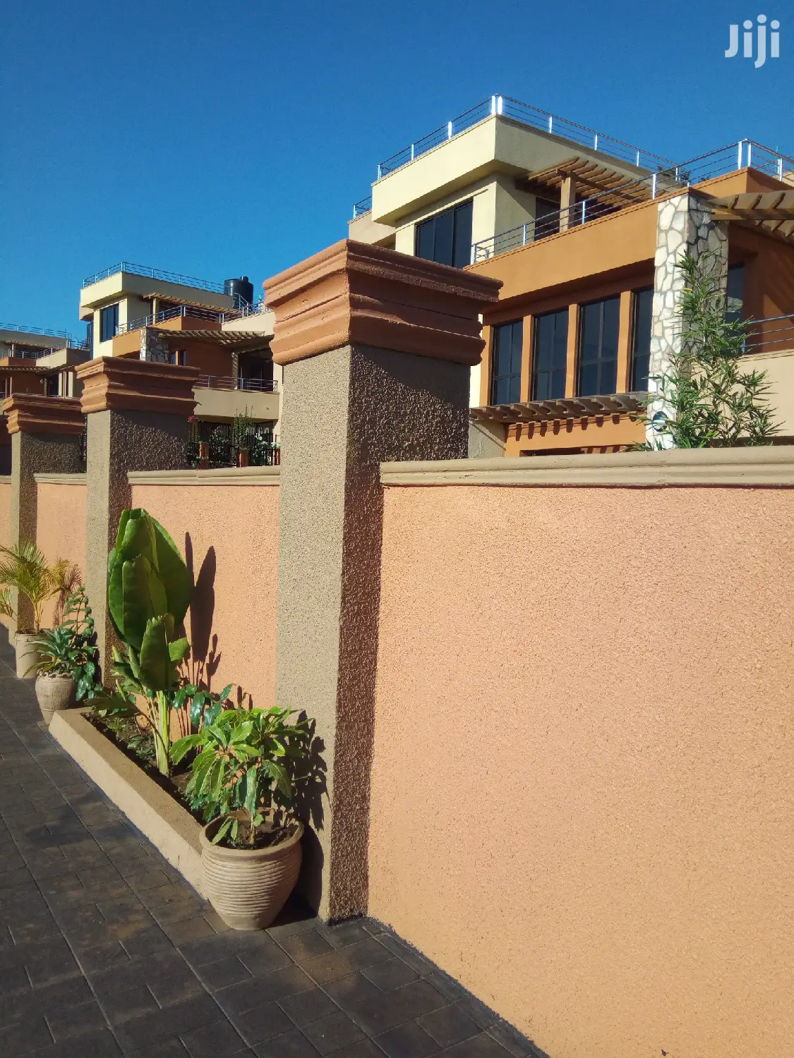 Munyonyo 7 Bedroom Mansion For Sale
