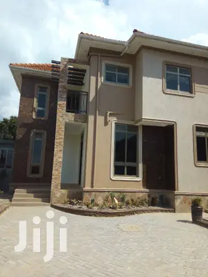Luxury Home in Kira on Sell
