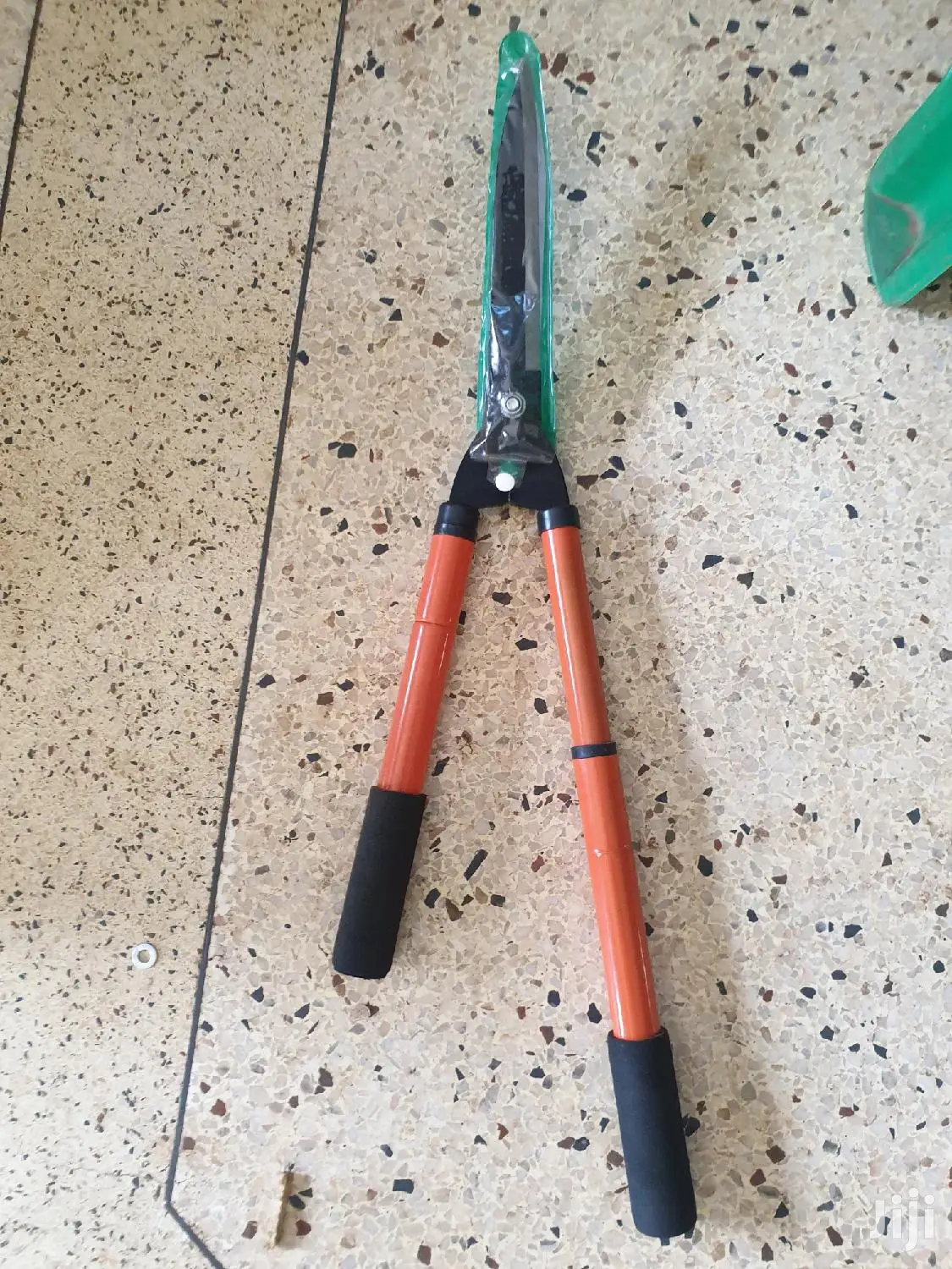 Garden Scissor