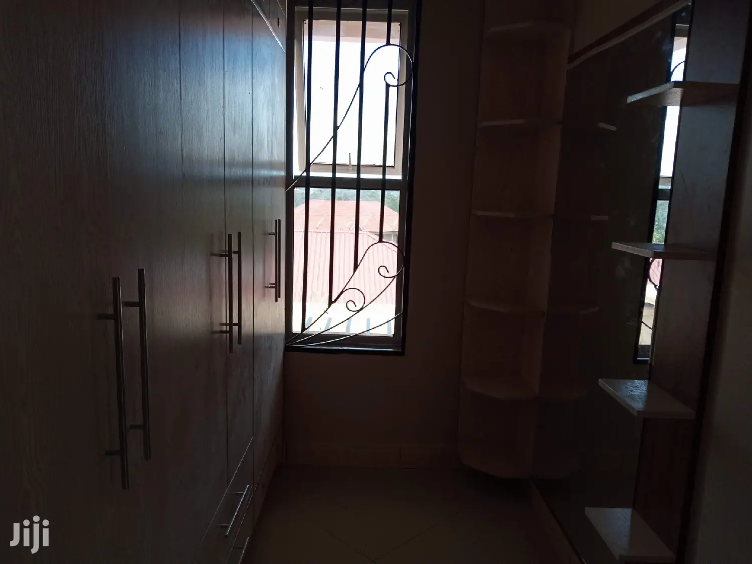 6 Bedroom House In Kira For Sale