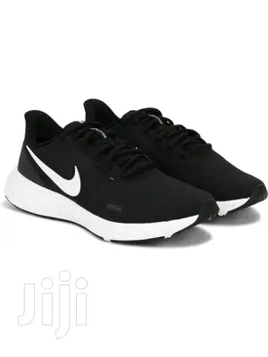 Nike Sports Shoes