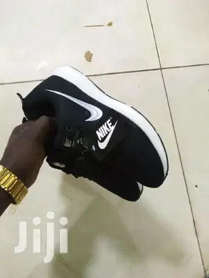 Nike Sports Shoes