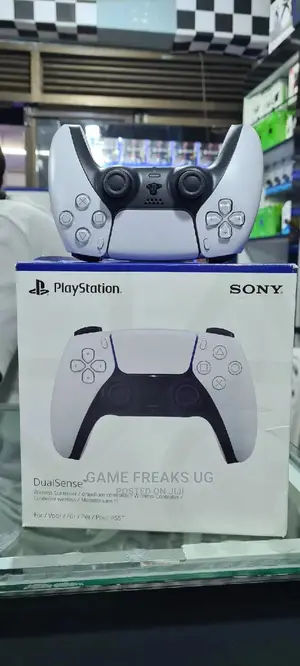 Playstation 5 Game Pads New